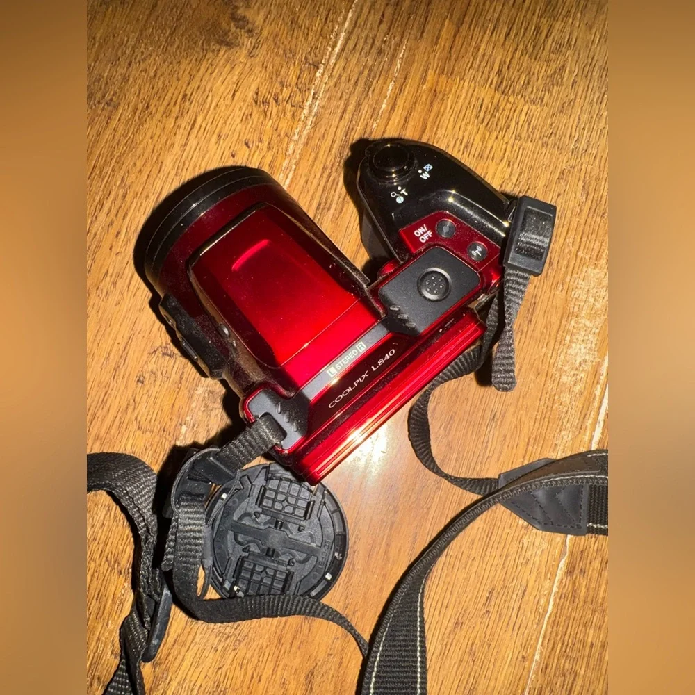 Nikon Coolpix L830 Digital Camera bundle Like new